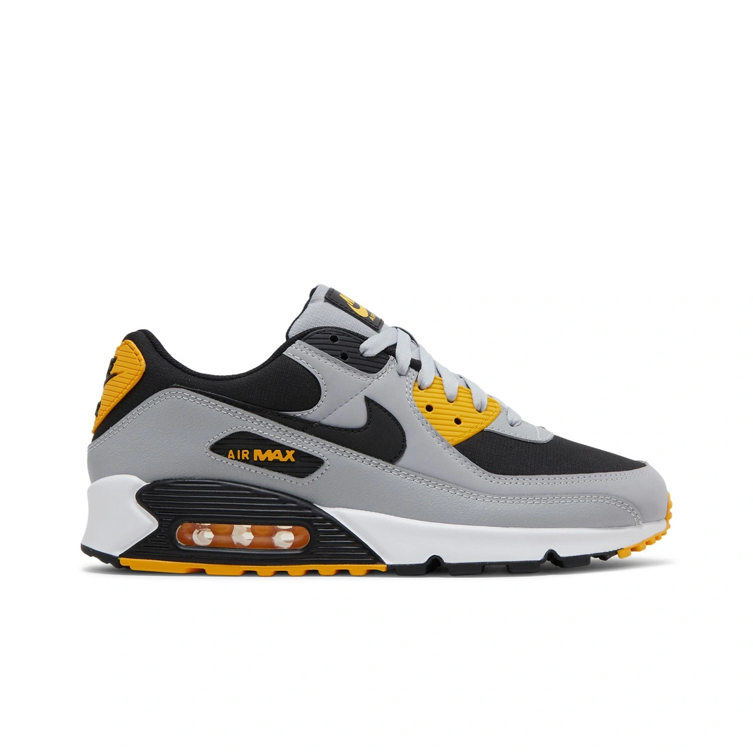 air-max-90-classic-batman-1.webp