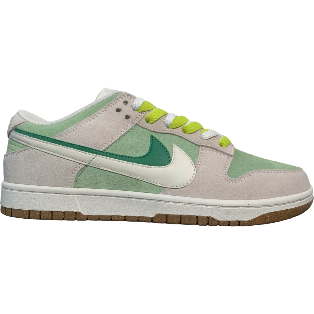 dunk-low-se-85-avocado-double-swoosh.webp