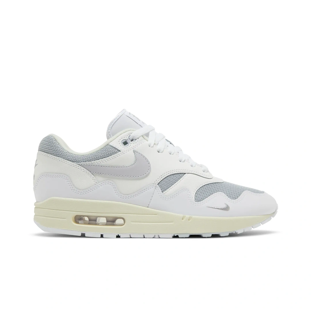 patta-x-nike-air-max-1-white-1.webp