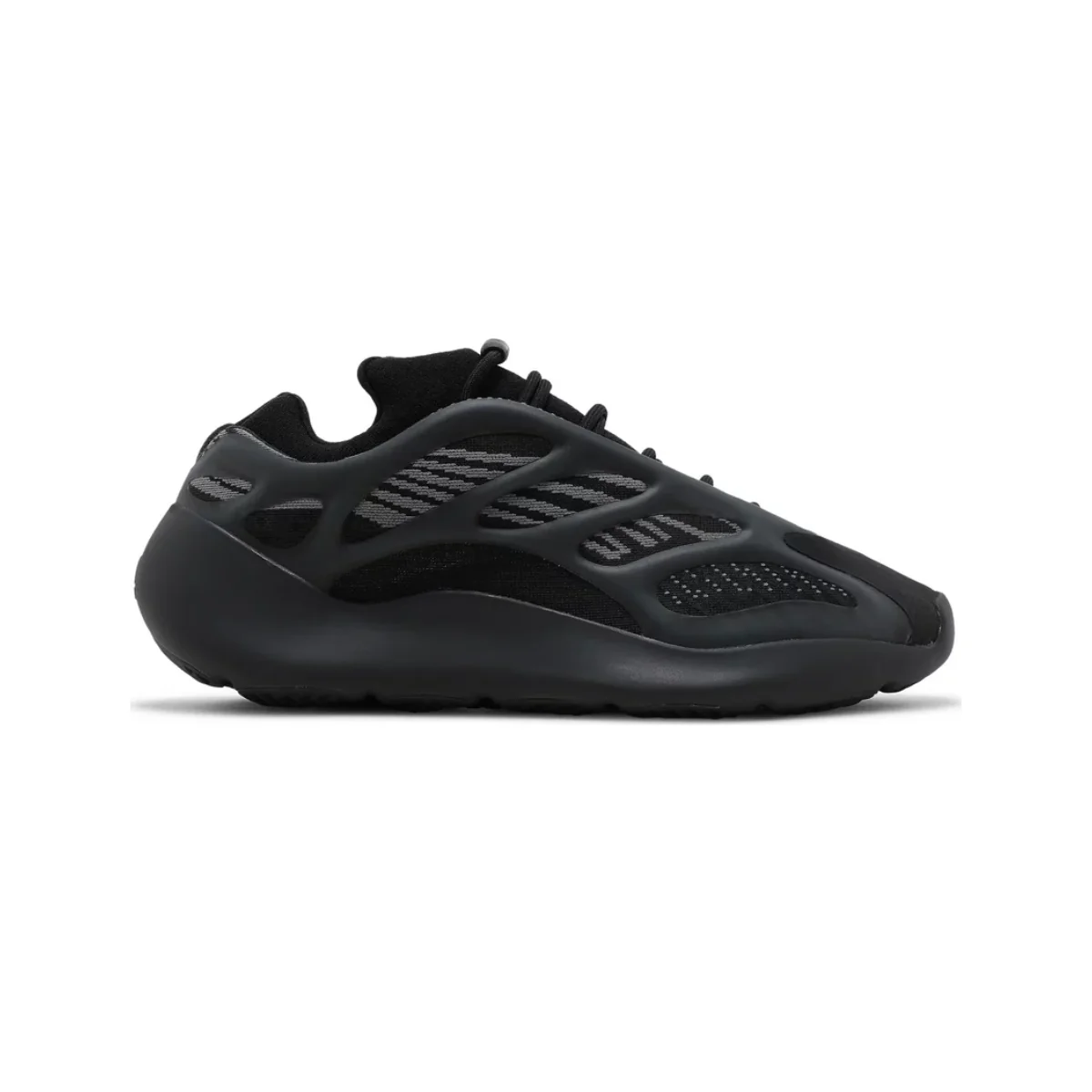 yeezy-700-v3-dark-glow-6538-1